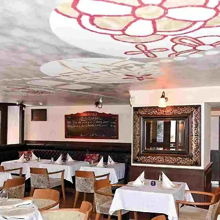 Three Corners Art ブダペスト