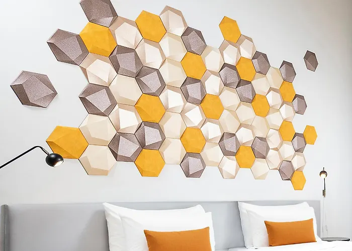 Three Corners Art 3*