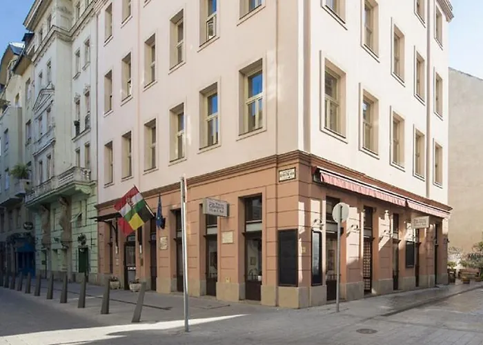 Ξενοδοχείο Three Corners Art