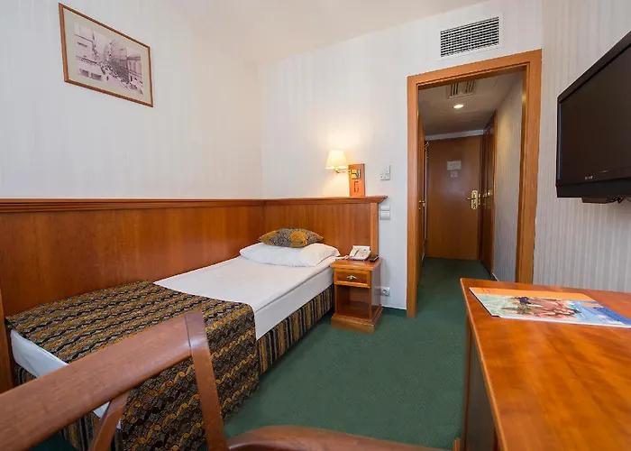 Three Corners Art 3* Budapesta