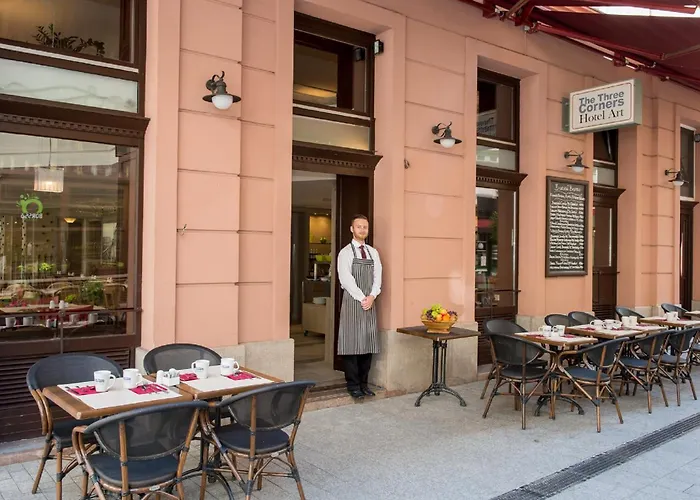 Ξενοδοχείο Three Corners Art