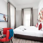 Three Corners Art Hotel 3*