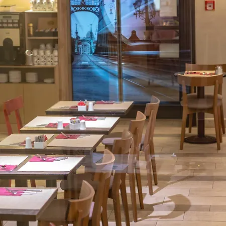 Three Corners Art 3*