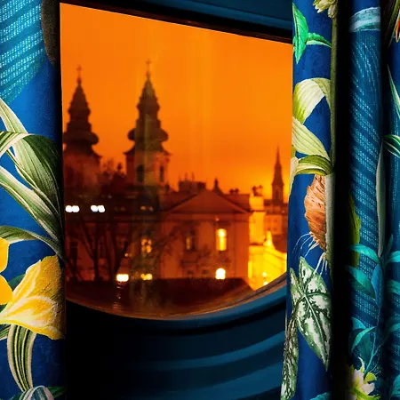 Hotel Three Corners Art 3*