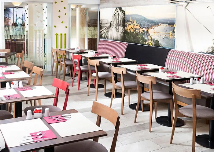 Otel Three Corners Art