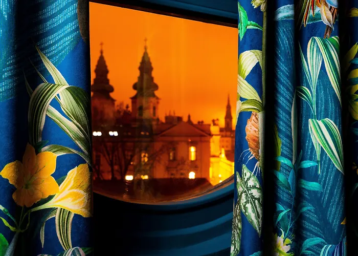 Otel Three Corners Art 3*