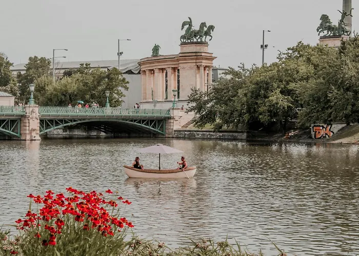 Otel Three Corners Art 3*