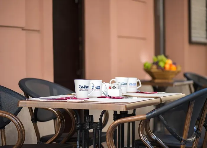 Otel Three Corners Art 3*