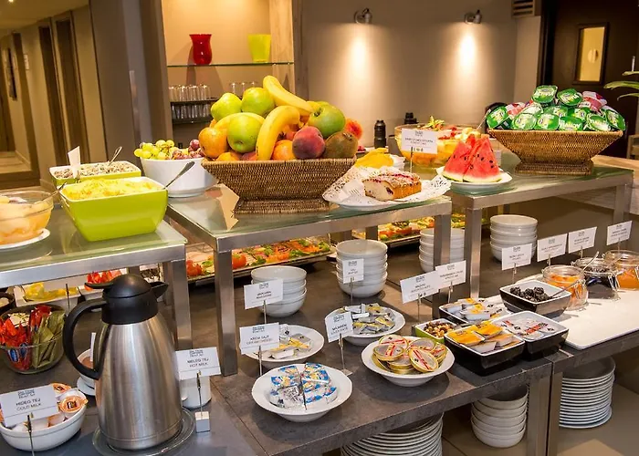 Otel Three Corners Art Budapeşte