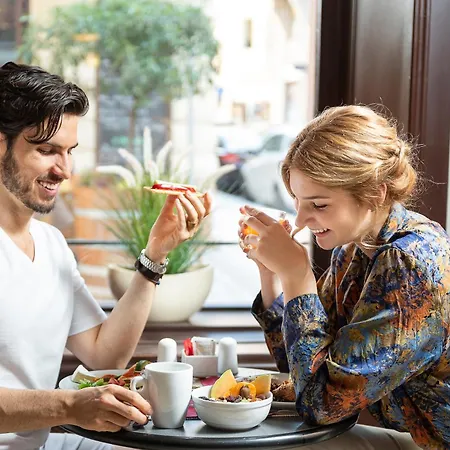 Three Corners Art 3*