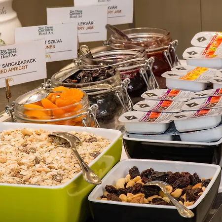 Three Corners Art فندق 3*