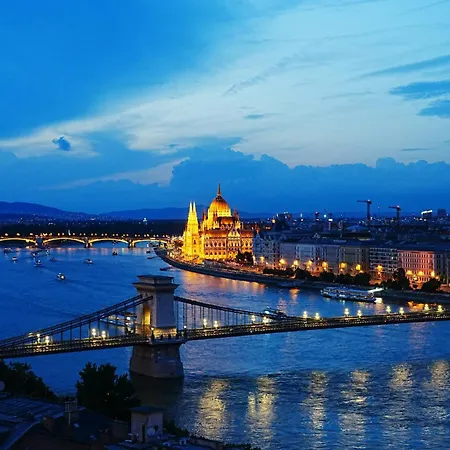 Three Corners Art 3*